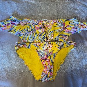 Floral bikini set